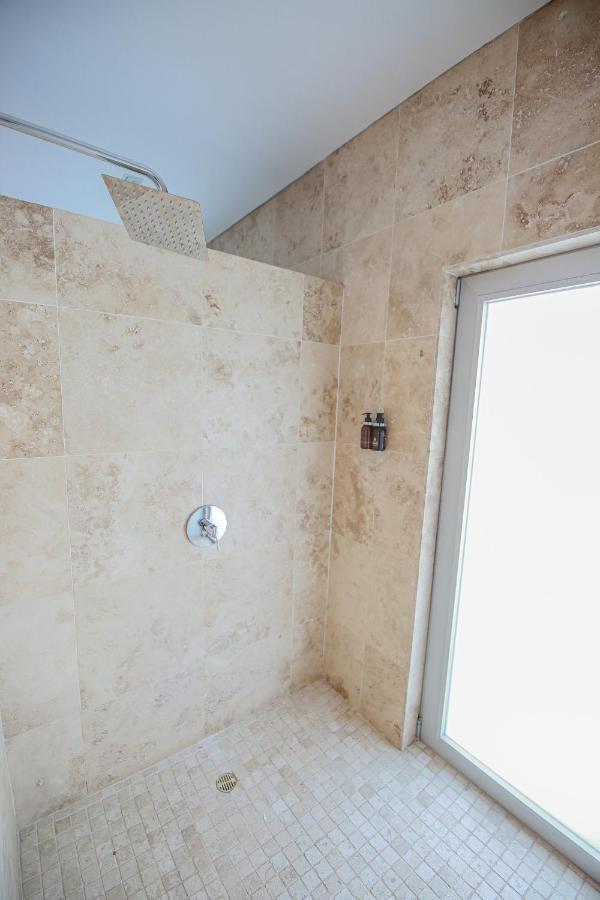 Suite 9 The Village Windhoek Exterior photo