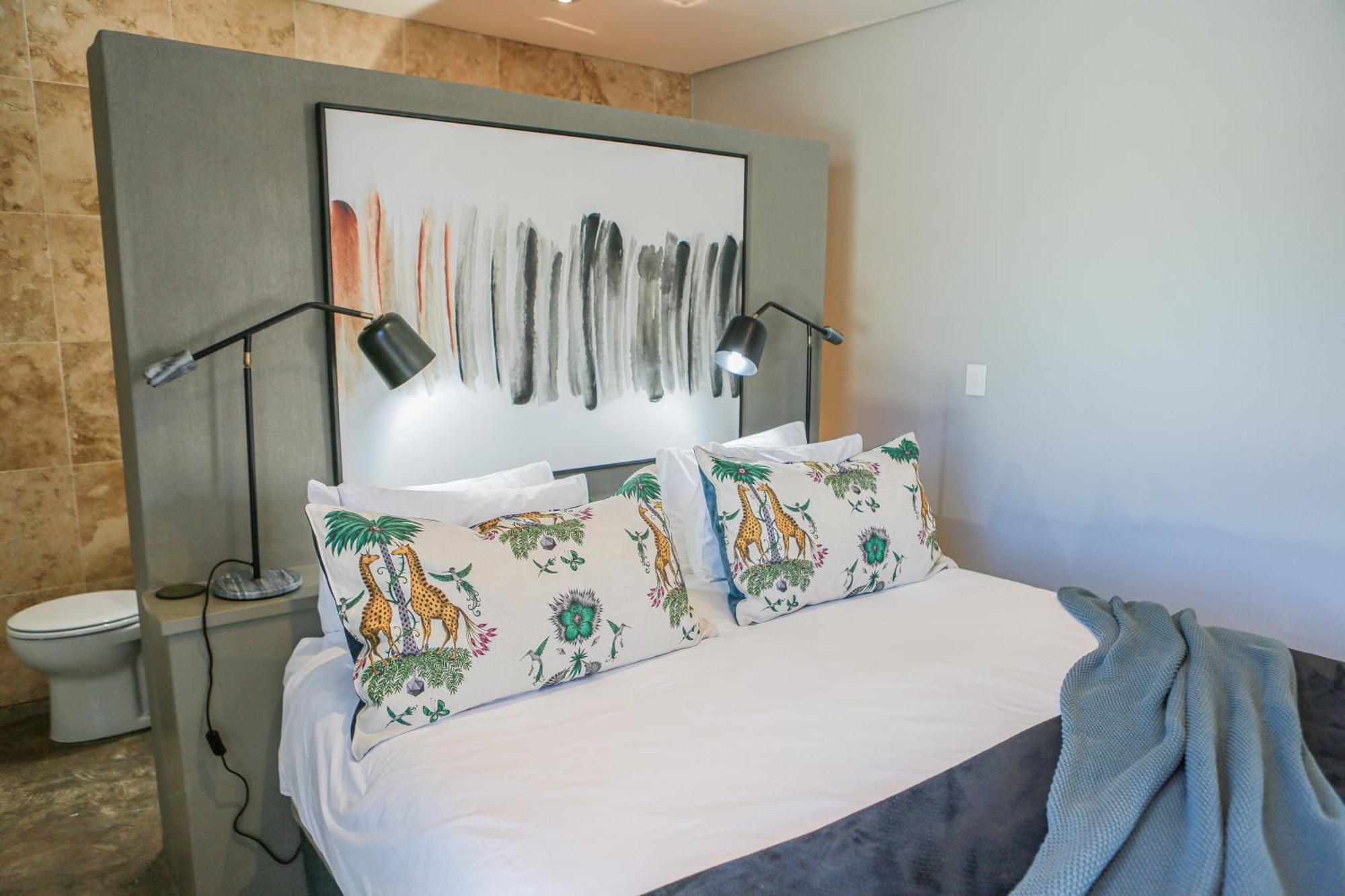 Suite 9 The Village Windhoek Exterior photo